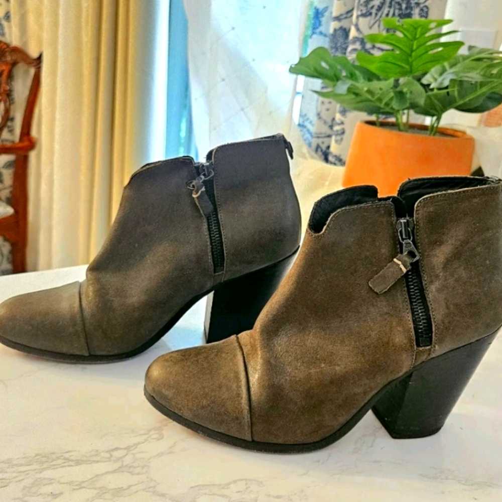 Rag & Bone Womens Size 38 US 7 Margot Brown Distressed Dbl Zip Ankle Boots